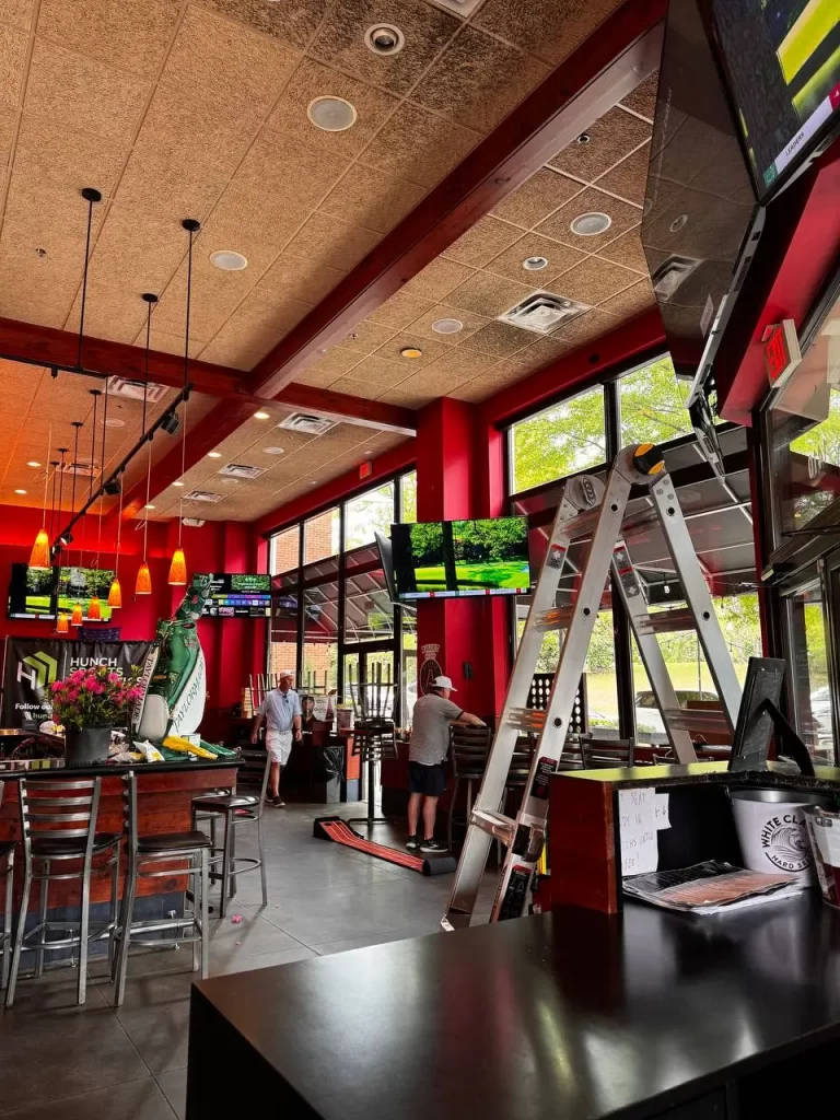Commercial TV installation in Atlanta restaurant – multiple screen setup